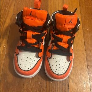 Nike toddler Jordan Sneakers